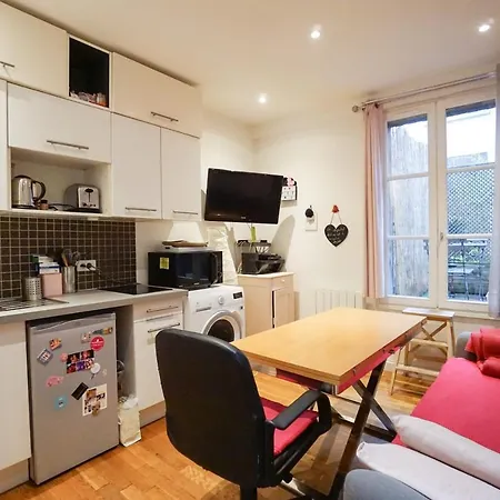 Nice Apartment With Terrace In Paris * Paris